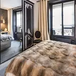 LUXUEUX APPARTEMENT AU COEUR DE GENEVE ,a deux pas du LAC
